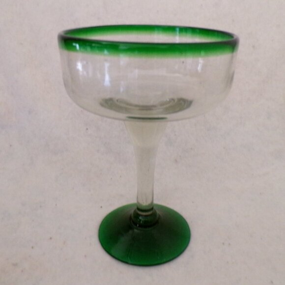 Margarita Glass Emerald Green Rim Mexican Hand Blown Green Bottom - Picture 1 of 3